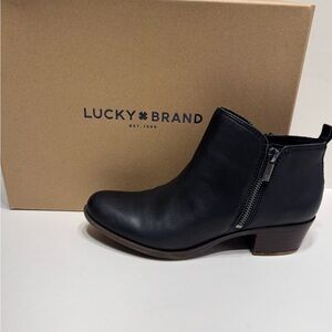 Lucky Brand Women's Leather Black Ankle Booties Size 7 1/2